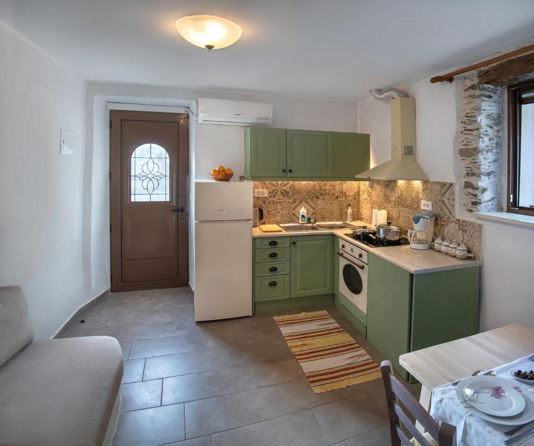 Feneri 3 -Cozy Rustic Apt 20' From Elafonisi Beach Perivolia  Luaran gambar