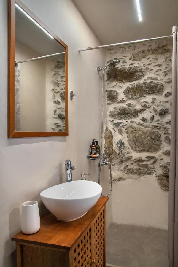 Feneri 3 -Cozy Rustic Apt 20' From Elafonisi Beach Perivolia  Luaran gambar